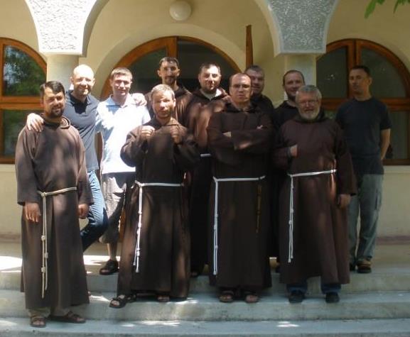 Onești – Prima serie de exerciții spirituale pentru frații capucini din Custodia „Fericitul Ieremia” (07-12 iunie 2015)