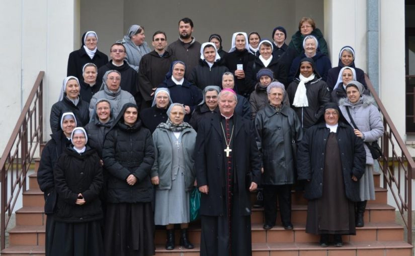 Onești – Celebrarea Zilei Mondiale a Vieții Consacrate (01 februarie 2015)