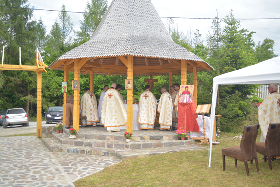 Primul hram al bisericii „Fericiții Episcopi Martiri Greco-Catolici Români” din Târgu Lăpuș